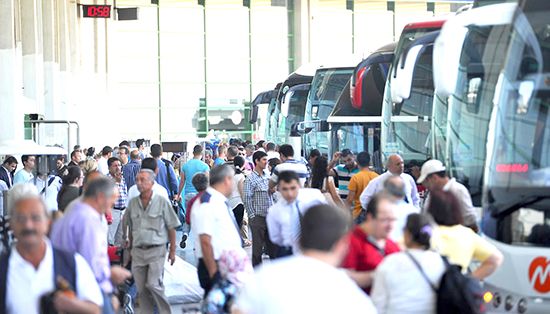 Bayram tatili için otobüs biletleri tükendi