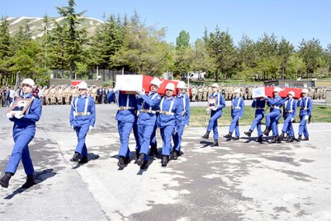 Çukurca’da iki şehit!