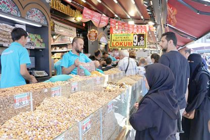 Esnaf bayramda umduğunu bulamadı