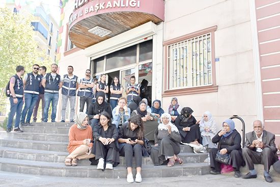 Acımızı siyasete kurban etmeyin