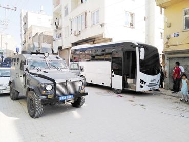 Şanlıurfa'da taşlı sopalı kavga: 1 yaralı