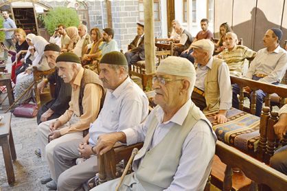 Yaşlılar Birimi denbej dinletisine katıldı