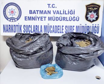 Batman'da 13 kilo 750 gram esrar ele geçirildi