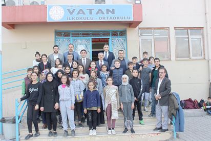 Cizre TSO'dan bin 600 öğrenciye bot yardımı