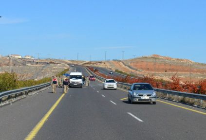 Şanlıurfa'da askeri araç devrildi: 4 yaralı 