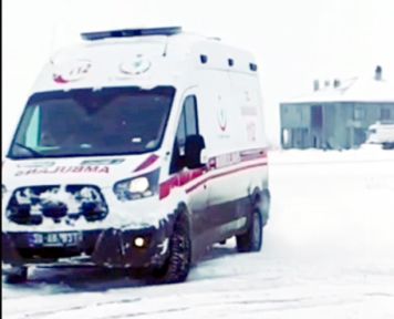 Ambulansla drift yaptı