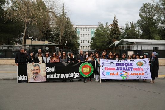 Tahir Elçi İnsan Hakları Kürsüsü'nde 8 Mart mesajı