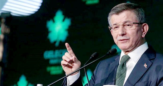 Davutoğlu: Sosyal devlet yardım istemez, yardım eder