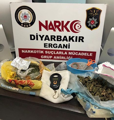 Ergani'de uyuşturucu operasyonunda 2 şüpheli yakalandı