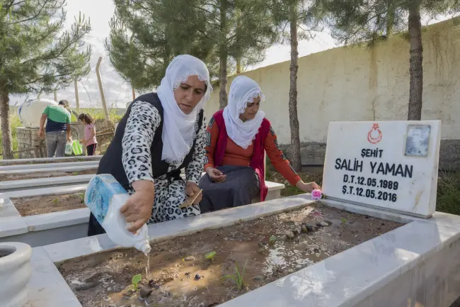 Dürümlü'de evlatları katledilen annelerin hüzünlü 