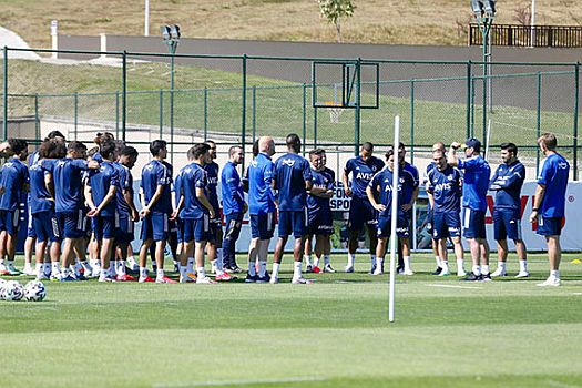 Fenerbahçe, Topuk Yaylası’ndaki ilk çalışmasını gerçekleştirdi