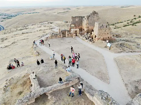 Pandemiye rağmen ziyaretçi geliyor