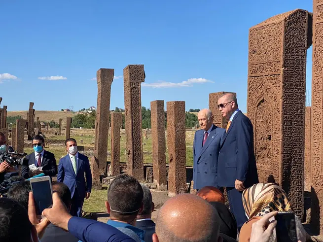 Erdoğan, Ahlat'ta