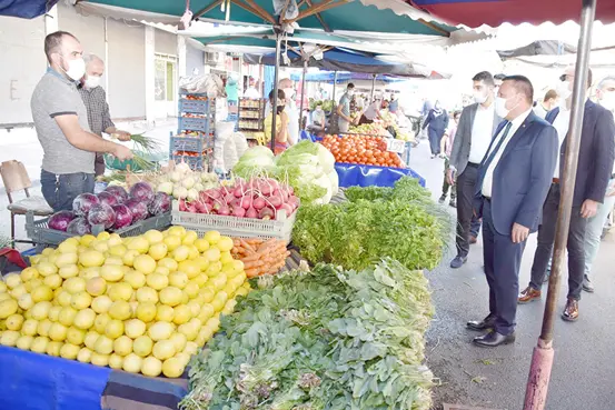 Beyoğlu maske dağıttı