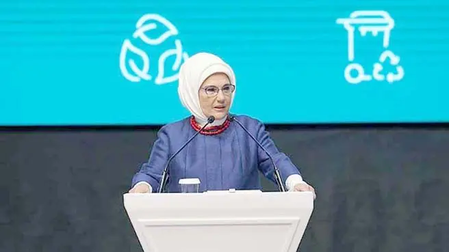 Emine Erdoğan: Ülkenin toprağını, suyunu ve havasını pirüpak edene kadar çalışmalıyız