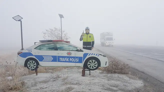 Bitlis'te sisten göz gözü görmüyor