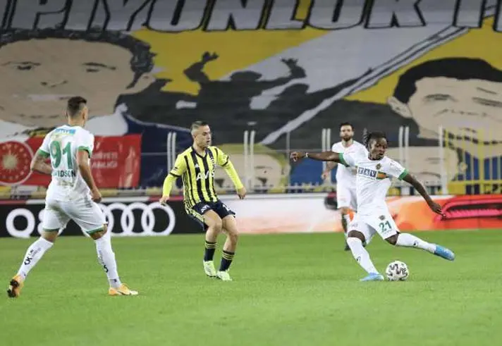 Alanyaspor deplasmanda üstün oyunu golle tamamlayamıyor