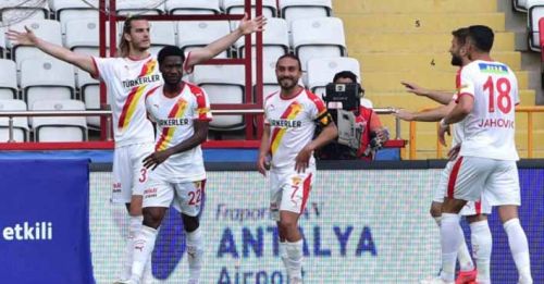 Göztepe eski çalıştırıcısı Palut'a rakip olacak