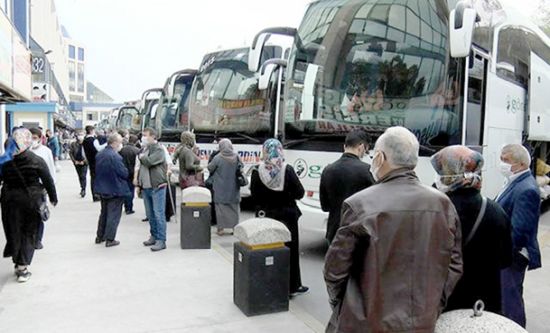 Otogarda dönüş yoğunluğu başladı, otobüs biletleri tükendi