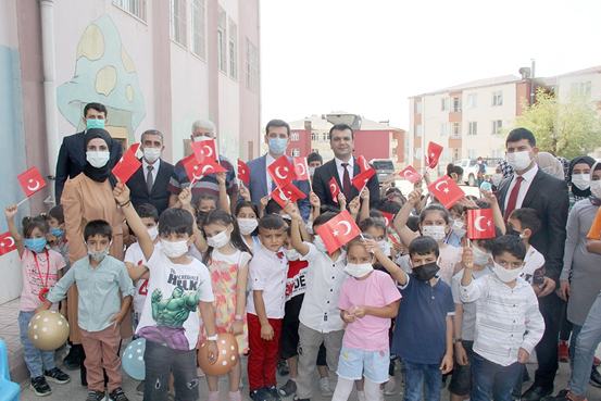 Kulp'ta İlköğretim Haftası törenle kutlandı