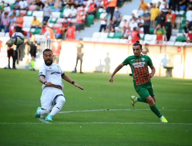 Amedspor evinde kral