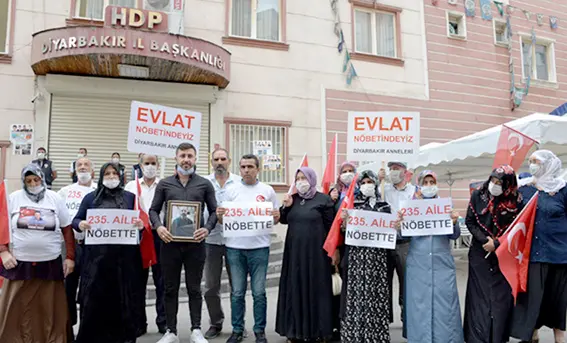 Evlat nöbetinde 753'üncü gün: Aile sayısı 234'e yükseldi