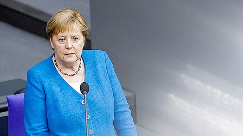 Merkel, gelecek haftaların İran nükleer anlaşması için belirleyici olduğunu söyledi