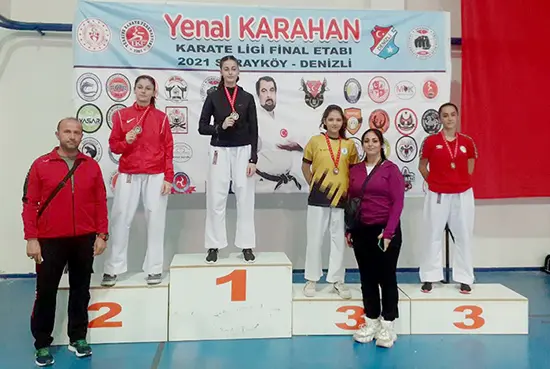 Bağlar belediyespor'un karate başarısı