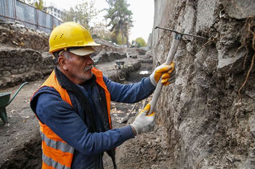 Tarihi Diyarbakır Surlarına 