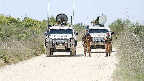 Lübnan'ın İsrail sınırını koruyan BM barış gücüne saldırı