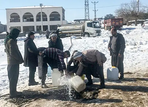 Besicilere tankerlerle su taşındı