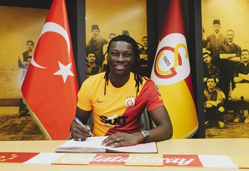 Gomis: 