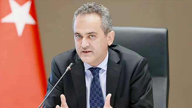 Bakan Özer: Öğretmenlik Meslek Kanunu eğitim paydaşlarının en büyük özlemiydi