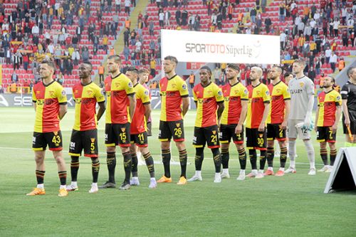 Göztepe’de yaprak dökümü sürecek   