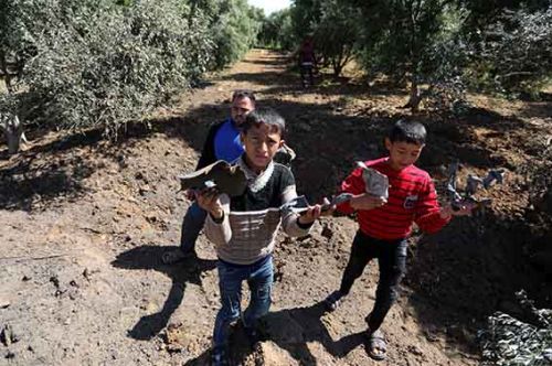 İsrail savaş uçakları Gazze Şeridi’nde iki bölgeyi vurdu