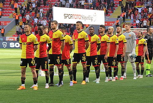 Altay ve Göztepe, üçüncü kez el ele küme düştü   