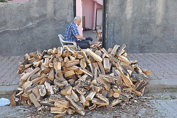 Batman’da vatandaşlar kış hazırlığına erken başladı