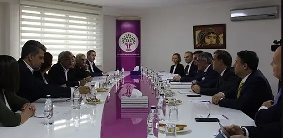 TÜSİAD heyetinden HDP’ye ziyaret