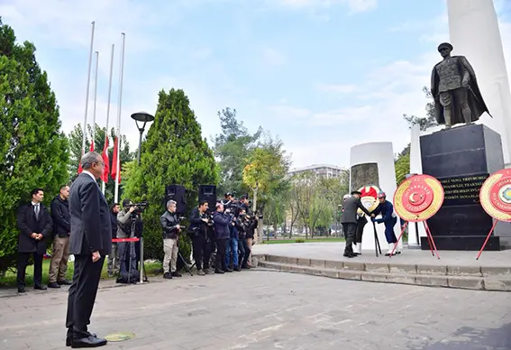 Atatürk’ü anıyoruz!