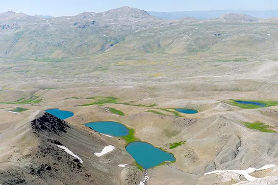 Doğa tutkunlarının Tunceli'deki yeni rotası: Katır Gölleri