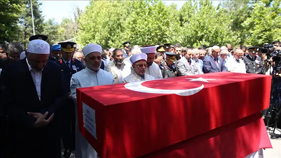 Şehit Uzman Çavuş Bozkurt, son yolculuğuna uğurlandı