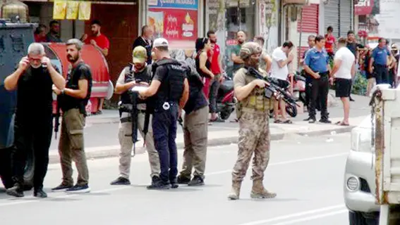 2 kayınbiraderini pompalı tüfekle vurdu; Özge'yi de rehin aldı