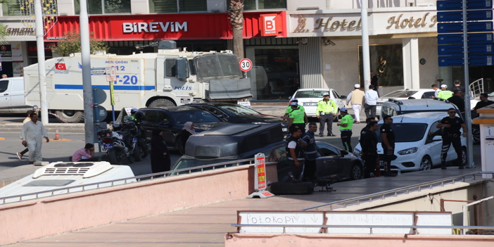 İzinsiz basın açıklamasında 40 kişi gözaltına alındı