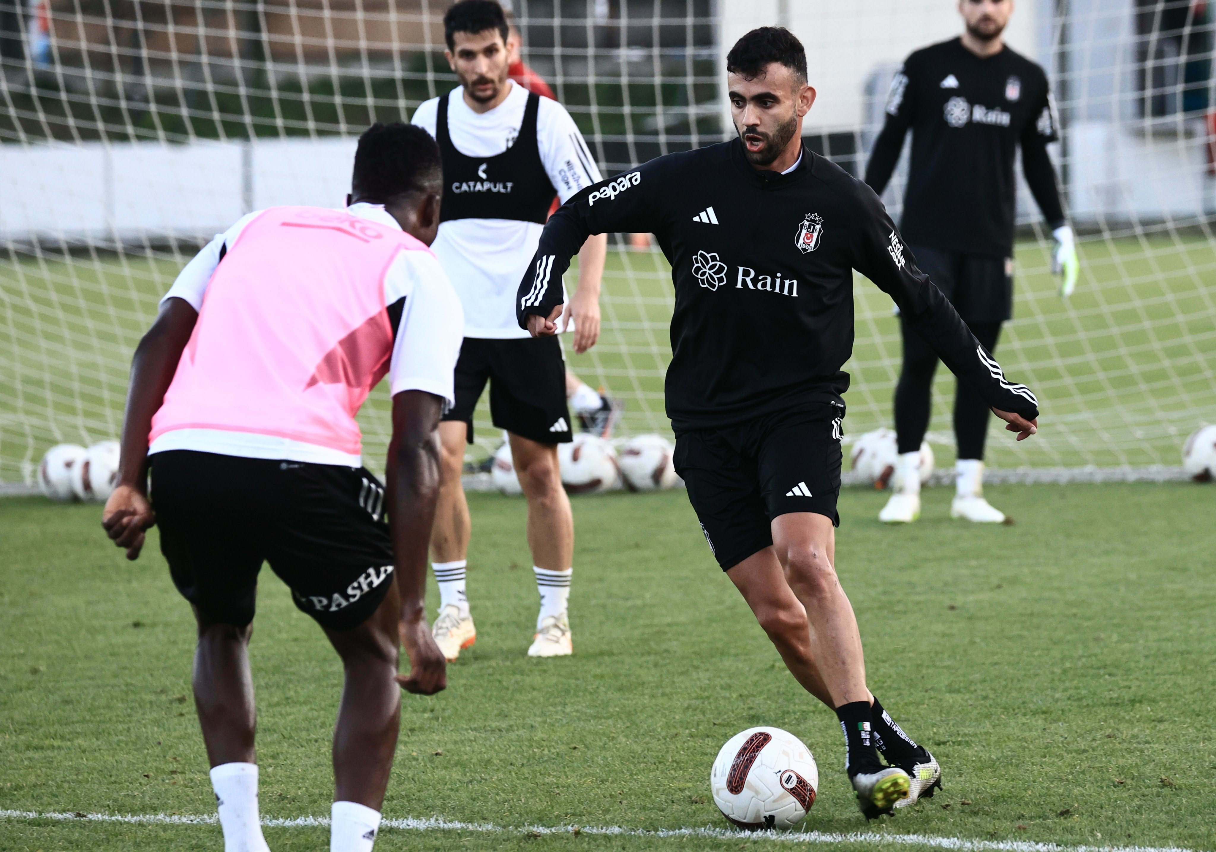 Beşiktaş'ta derbi hazırlıkları