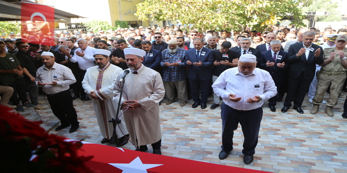 Şehit Çakmak'ın cenazesi baba ocağı Hatay'a defnedildi