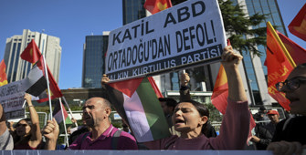 İsrail'in Gazze'ye yönelik saldırılarına İstanbul'da protesto