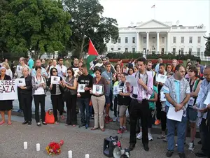 İsrail'in Gazze'deki saldırıları Beyaz Saray önünde protesto edildi