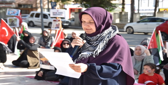 Bilecikli kadınlardan Gazze'de hayatını kaybedenler için oturma eylemi