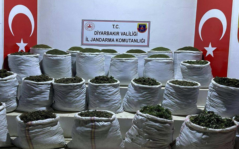  Diyarbakır'da narkotik operasyonu