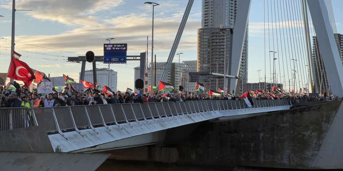 Hollanda’da Filistin’e destek gösterisi düzenlendi